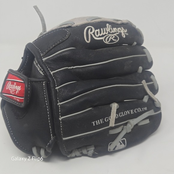 Rawlings Other - Rawlings SC105BGB 10.5 Baseball Glove Black Grey Leather Basket Web Right Hand